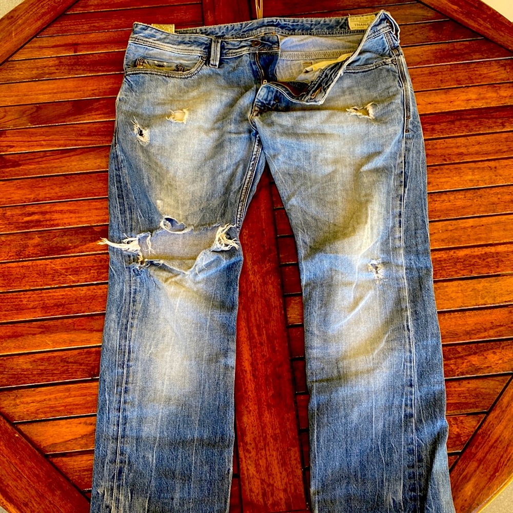 Diesel Thanaz Slim/Skinny jeans